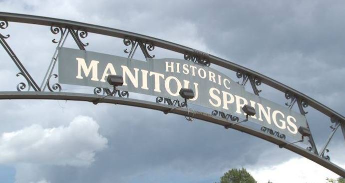 manitou springs sign