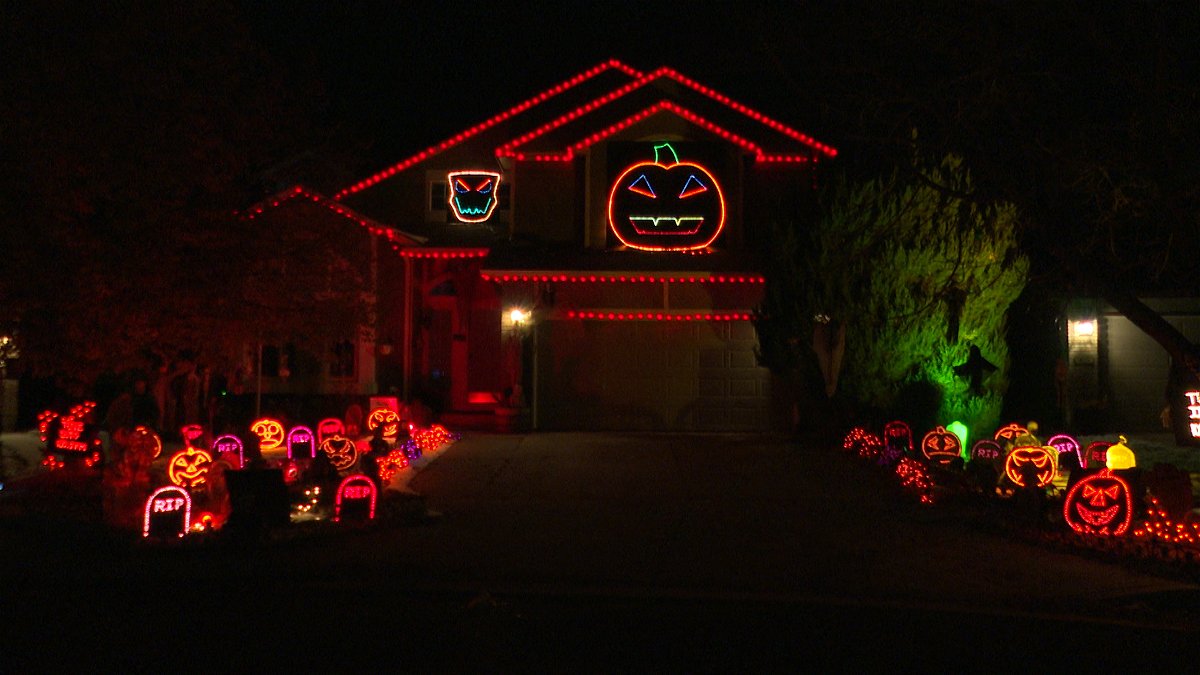Colorado Springs House brings the Halloween Spirit to its Neighborhood