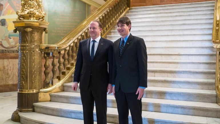 Colorado Gov. Jared Polis is engaged to partner Marlon Reis - KRDO