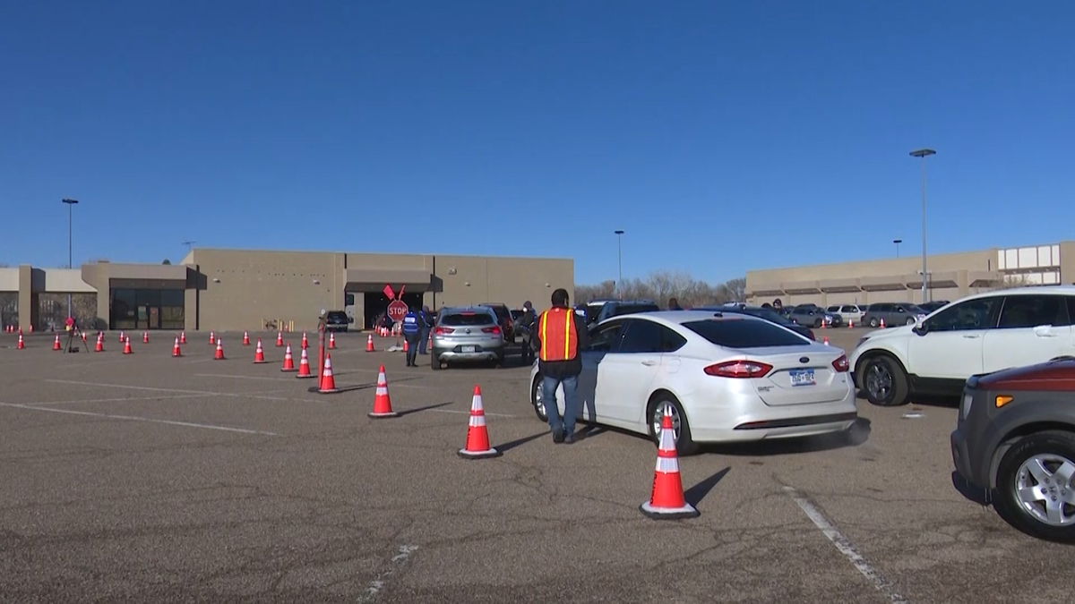 Pueblo Mall COVID-19 vaccine site now open Thursday ...