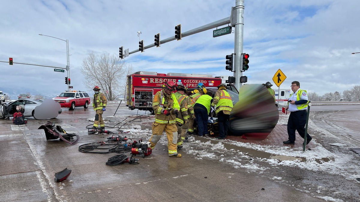 Crash Blocks Traffic At Powers Boulevard Intersection Krdo