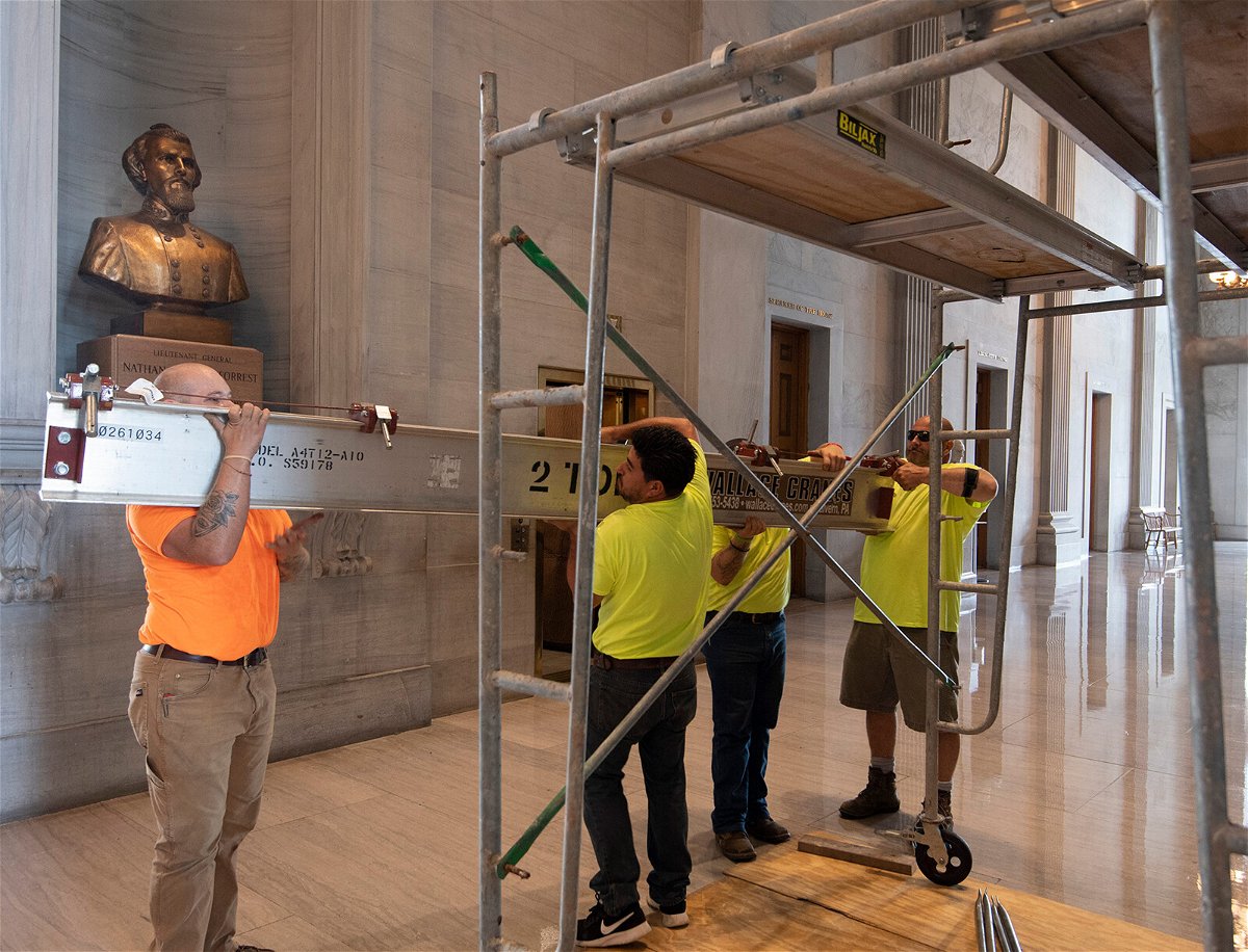 <i>George Walker IV/The Tennessean/USA Today Network</i><br/>Workers prepare scaffolding at the Nathan Bedford Forrest bust in the State Capitol in Nashville