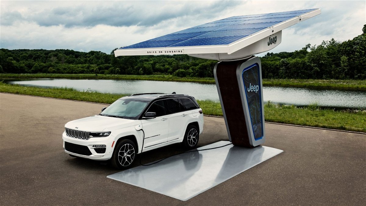 <i>Stellantis</i><br/>Jeep promises more plug-in vehicles like this Grand Cherokee 4xe.