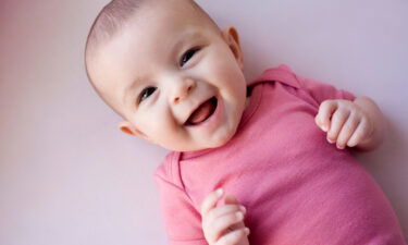 The laughing patterns of human infants match those of great apes