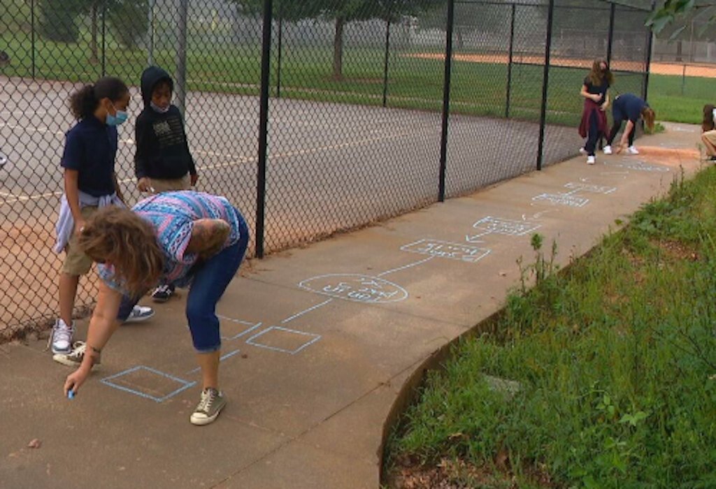 <i>WLOS</i><br/>Koontz Intermediate teacher Delana Parker challenged her sixth-grade students to a game of hopscotch.