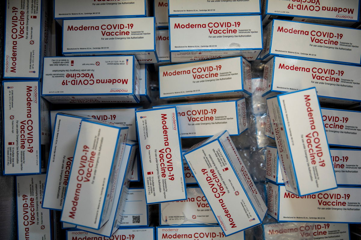 <i>Jay L. Clendenin/Los Angeles Times/Getty Images</i><br/>Vaccine advisers to the US Food and Drug Administration are meeting Thursday morning to discuss whether to authorize boosters of Moderna's coronavirus vaccine for some adults.