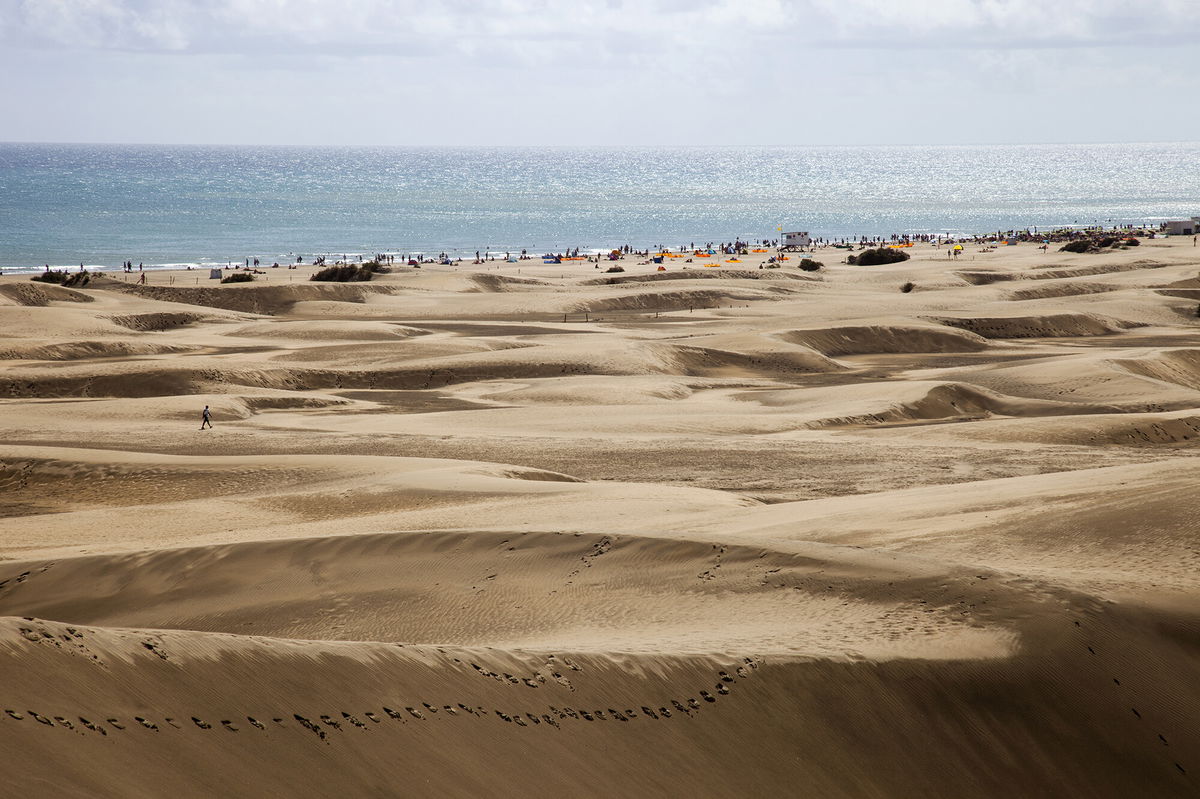 Tourists having sex in the dunes is ruining a Spanish beach | KRDO