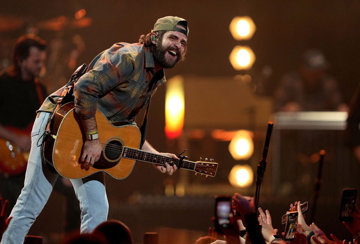 <i>Patrick McDermott/NHLI/Getty Images</i><br/>Thomas Rhett