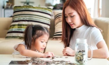 10 essential money-management skills for children