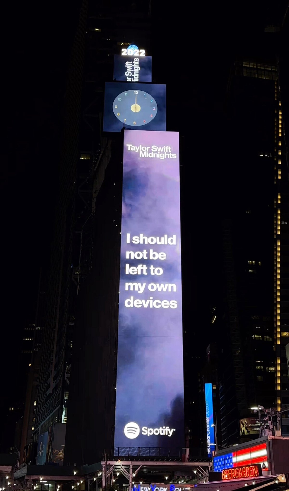 Taylor Swift's new lyrics got a Times Square reveal KRDO
