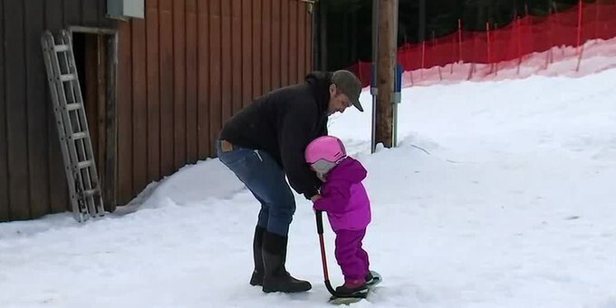 Lack of snow keeps Mt. Hood ski resort closed for Thanksgiving weekend.