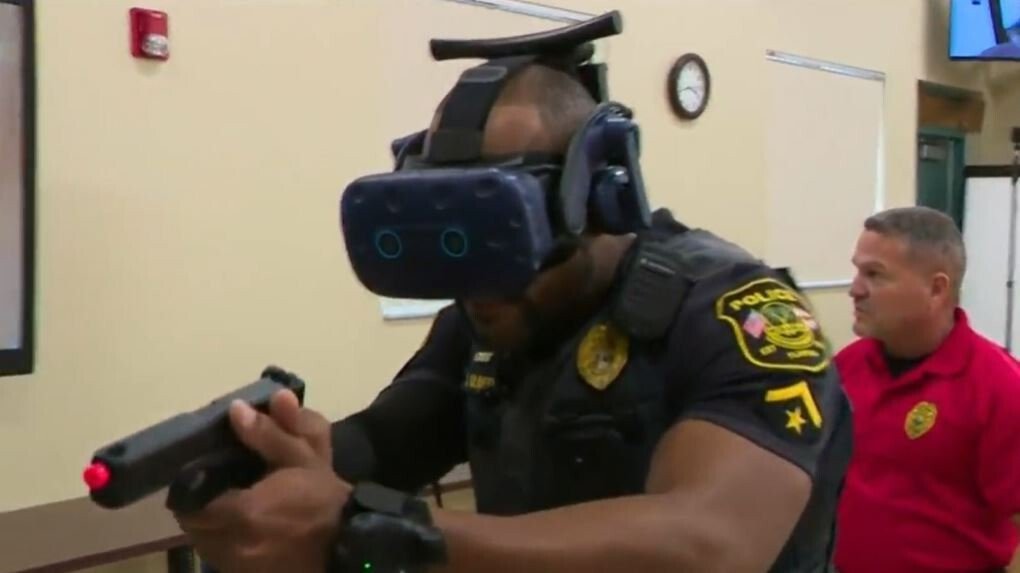 <i>WFOR</i><br/>Officers with the Miramar Police Department have begun using de-escalation training