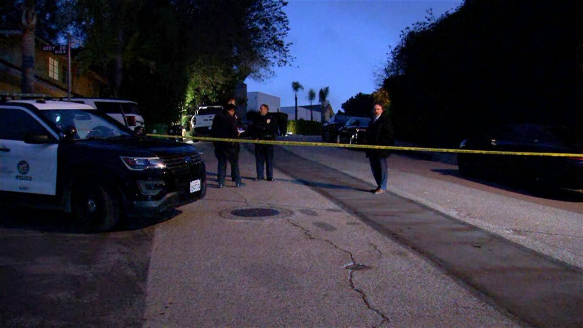 <i>KABC</i><br/>Three people were killed and at least four others were injured in a shooting overnight in Los Angeles