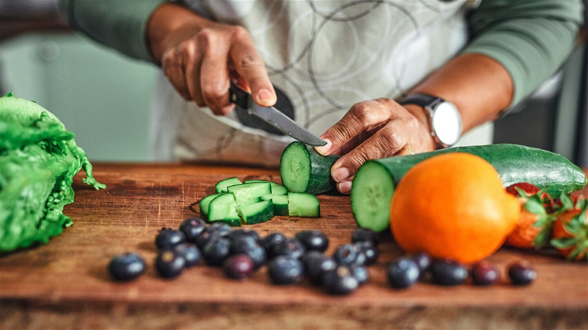 <i>Charday Penn/iStockphoto/Getty Images</i><br/>You can reduce your risk of an early death for any reason by nearly 20% just by eating more foods from your choice of four healthy eating patterns