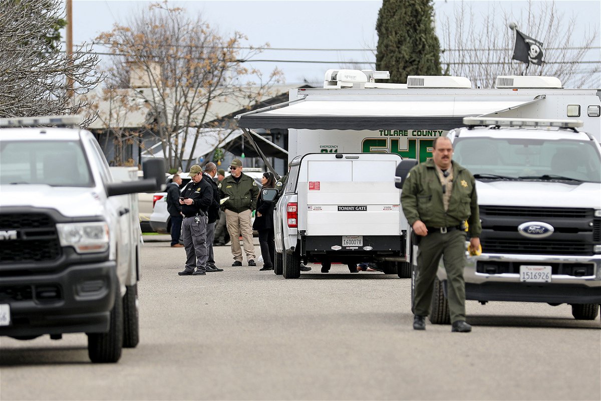 <i>Gary Coronado/Los Angeles Times/Getty Images</i><br/>Pictured here is the scene where six people