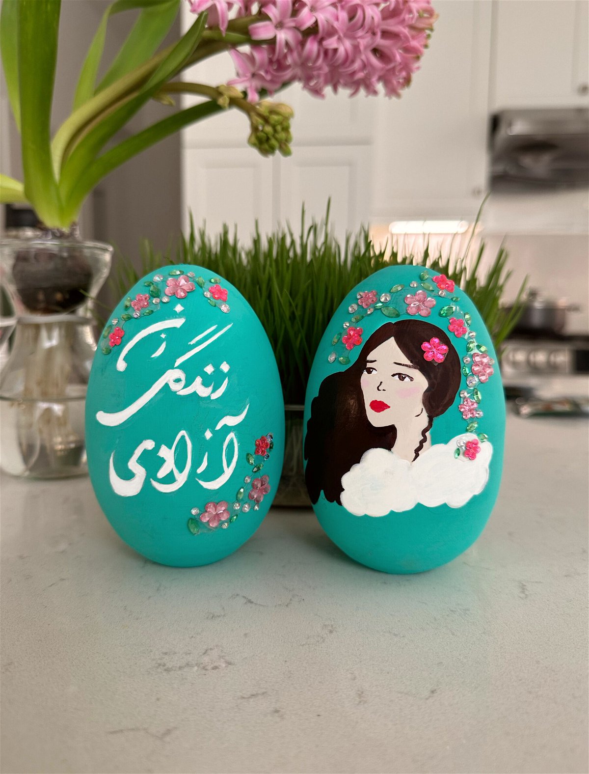 <i>Mona Gorjestani</i><br/>Decorative Nowruz eggs with 