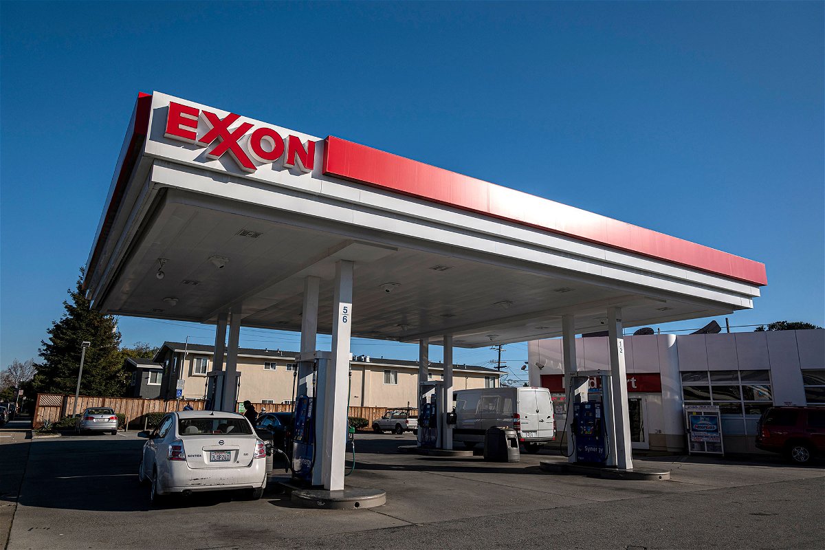 <i>David Paul Morris/Bloomberg/Getty Images</i><br/>An Exxon Mobil gas station in Mountain View
