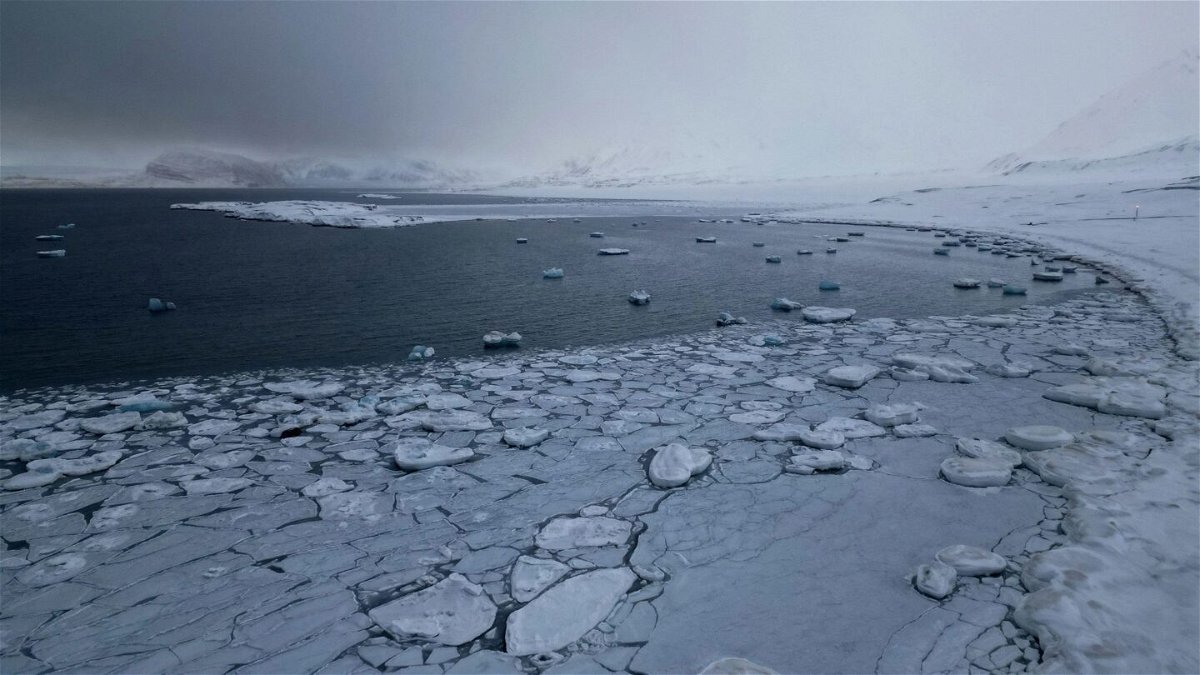 <i>Lisi Niesner/Reuters</i><br/>Ice in Svalbard