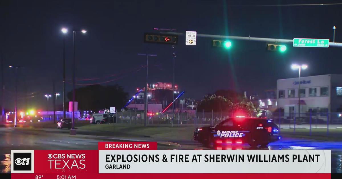 <i>KTVT</i><br/>At least one factory worker was injured in a fire that broke out in a Sherwin-Williams paint manufacturing and processing plant in the Dallas suburb of Garland