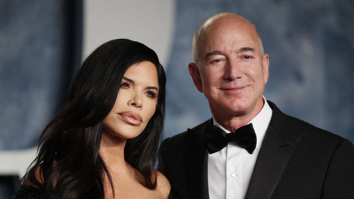 Jeff Bezos and Lauren Sánchez pledge $100 million to Maui recovery | KRDO