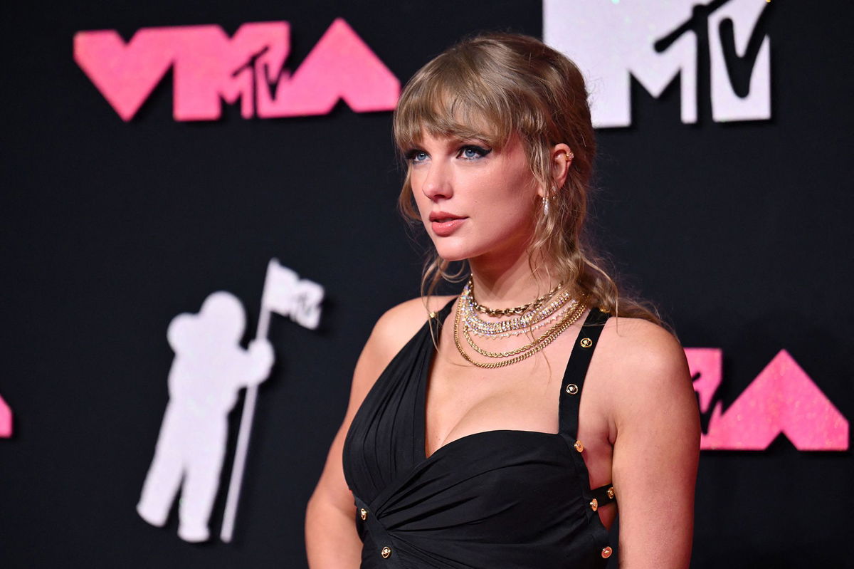 The best red carpet looks from the 2023 MTV VMAs | KRDO