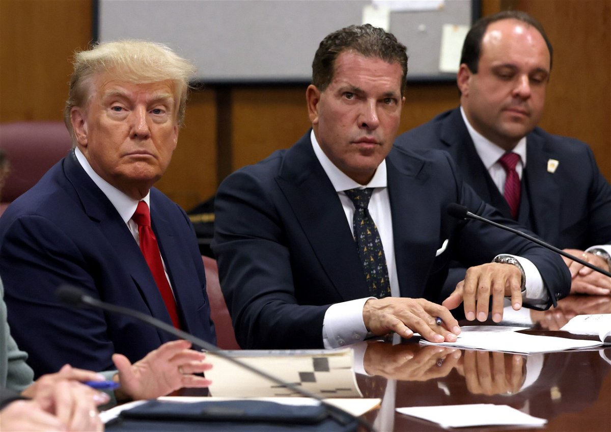<i>Andrew Kelly/Pool/Getty Images</i><br/>Former President Donald Trump with his attorneys Joe Tacopina