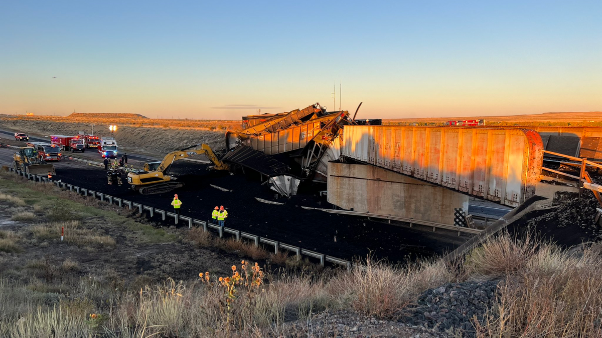 I-25 Remains Closed Monday Following Deadly Freight Train Derailment ...