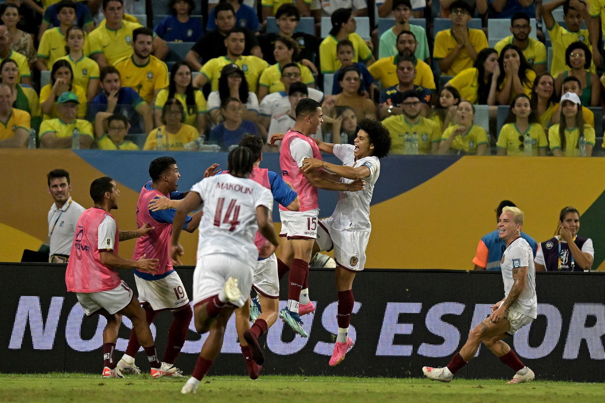 Vinicius Jr and Brazil Teammates Wear Black Jerseys During