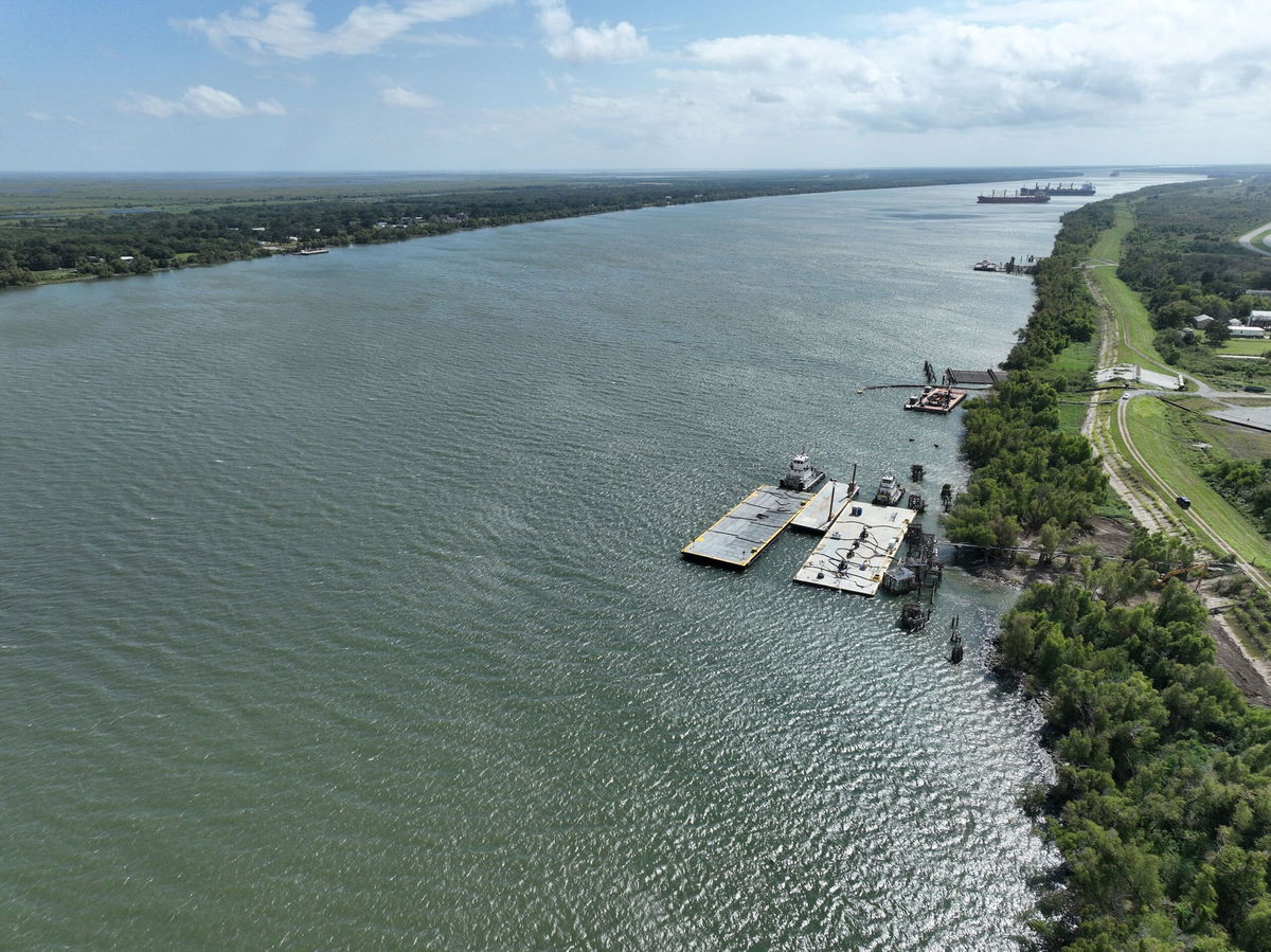 <i>Julian Quiñones/CNN</i><br/>The Mississippi River at Port Sulphur