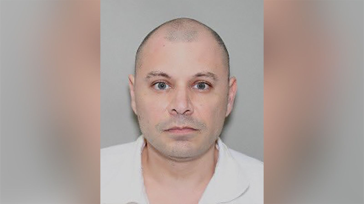 Sex offender who escaped from prison in Texas has been captured, officials  say | KRDO