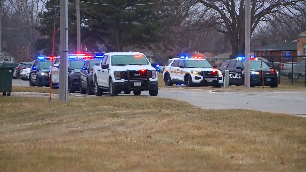 <i>KCCI</i><br />Police responded to Perry High School in Perry