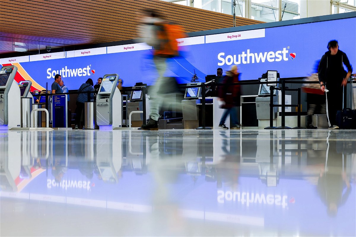 Southwest cancels more than 700 flights due to weather