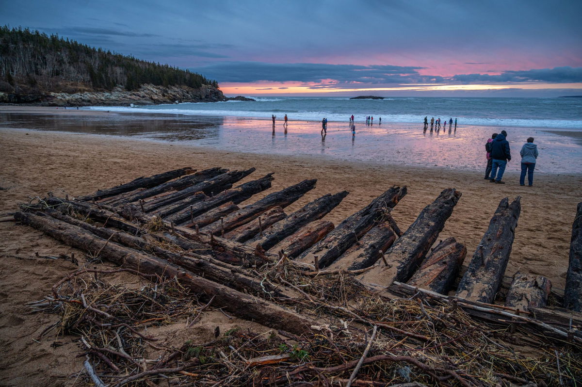 Storm provides a rare glimpse of a 112-year-old shipwreck | KRDO