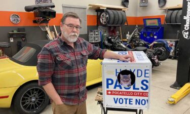 Kelly Boodry builds cat shelters out of political campaign signs.