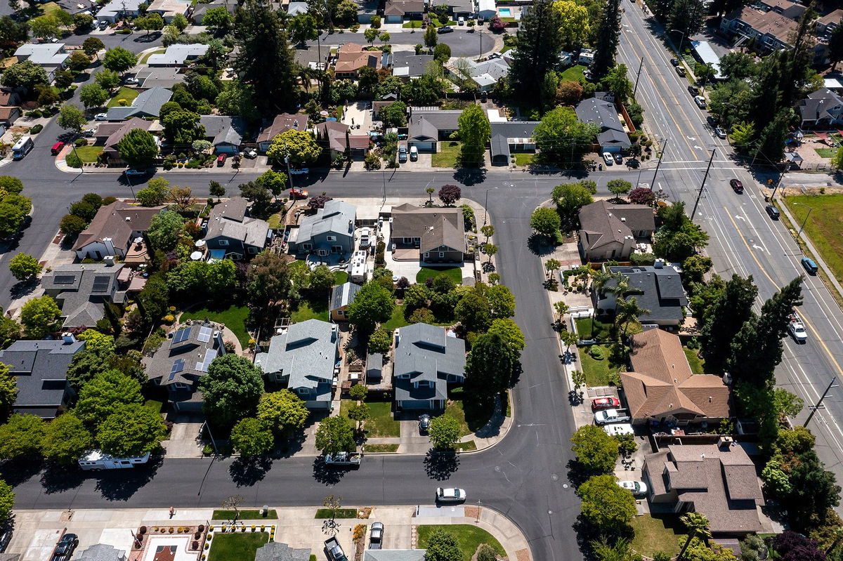 <i>David Paul Morris/Bloomberg/Getty Images via CNN Newsource</i><br/>Homes in Napa