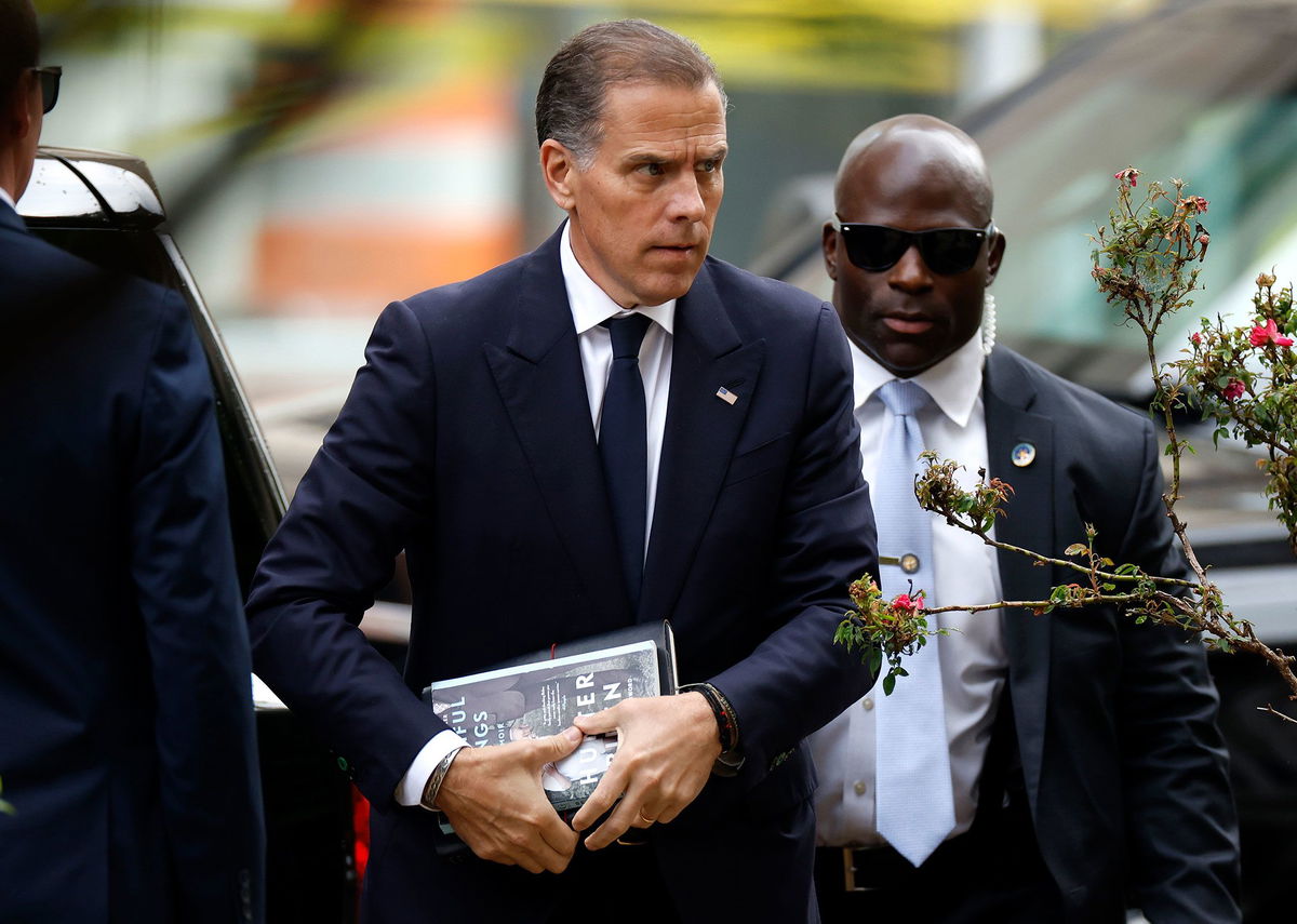 <i>Kevin Dietsch/Getty Images via CNN Newsource</i><br/>Hunter Biden arrives at the J. Caleb Boggs Federal Building on June 6 in Wilmington