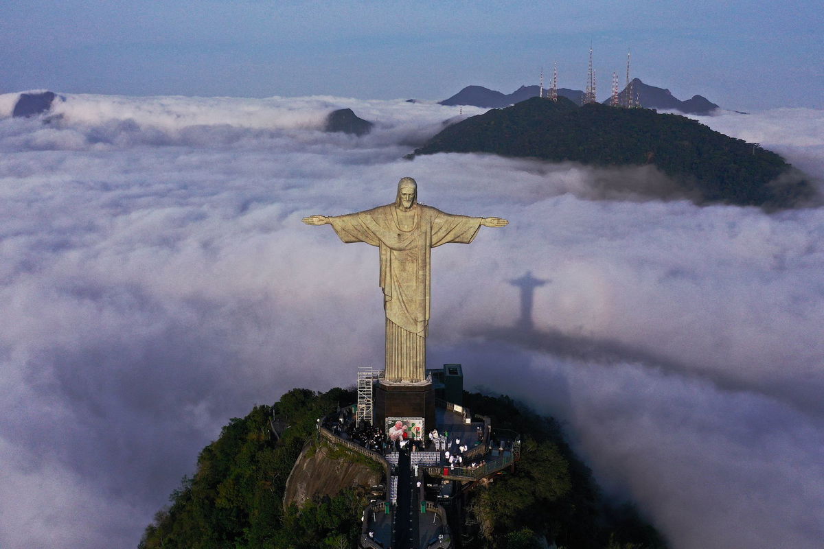 <i>Courtesy Gilson Martins via CNN Newsource</i><br/>The statue is covered in six million tesserae.