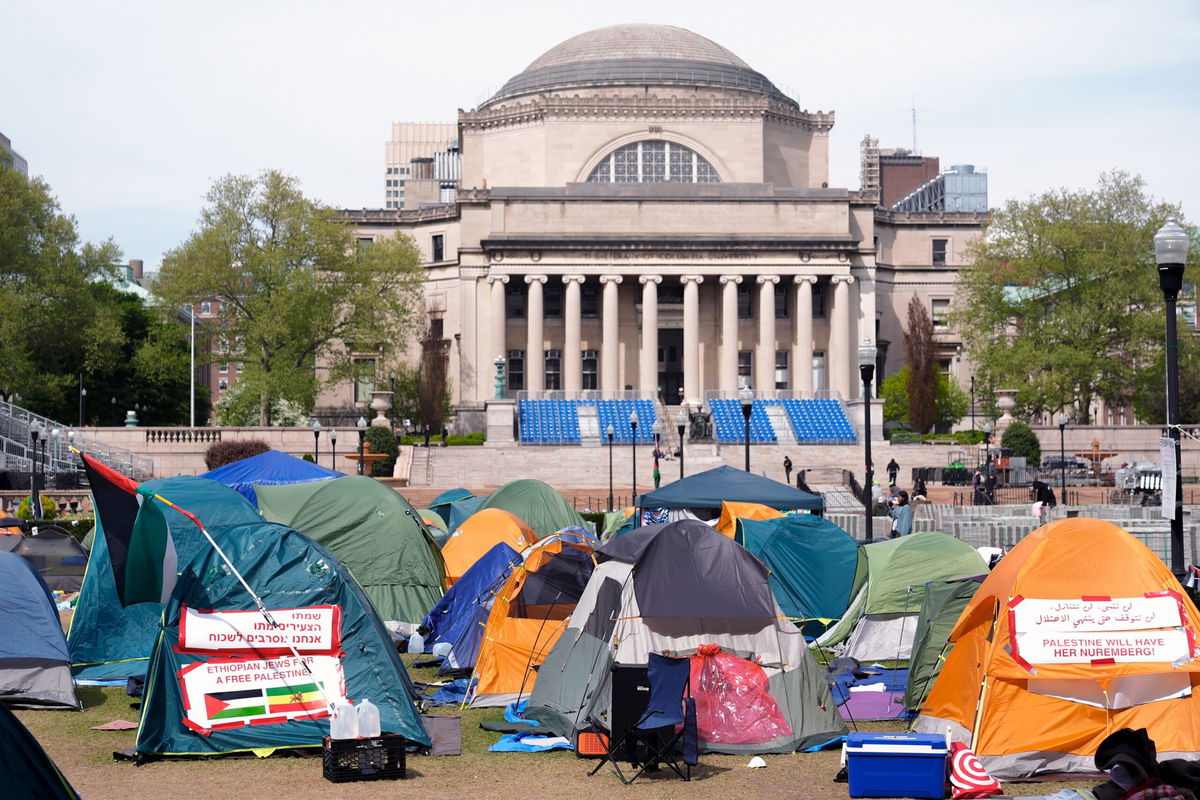 <i>Mary Altaffer/AP via CNN Newsource</i><br/>Judge dismisses 30 cases of criminal trespass against pro-Palestinian protesters arrested inside Columbia University building