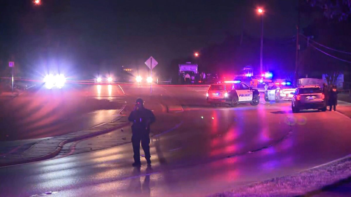 <i>KTVT via CNN Newsource</i><br/>One Dallas police officer is dead and two others are injured after they responded to an officer in distress call.