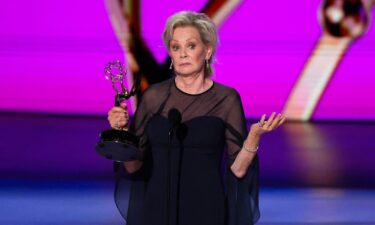 Jean Smart accepts the award for best lead actress in a comedy series at the 76th Primetime Emmy Awards on Sunday