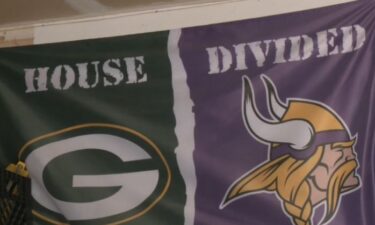 The first of two "Border Battles" of the NFL season took place on Sunday at Lambeau Field in Green Bay. The Vikings defeated the Packers 31–29.