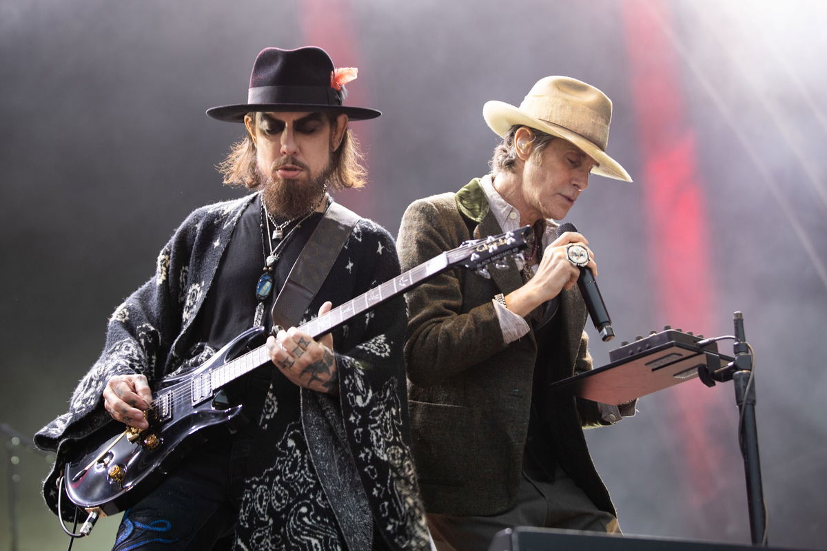 <i>Kieran Frost/Redferns/Getty Images via CNN Newsource</i><br/>Dave Navarro (left) and Perry Farrell of Jane's Addiction performing in Dublin in June.