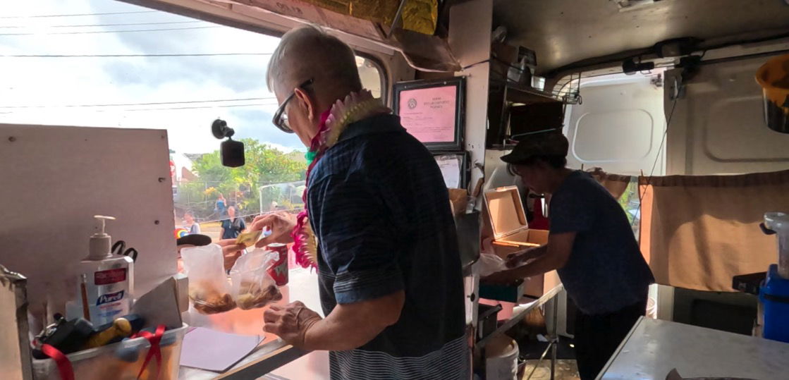 <i>KITV via CNN Newsource</i><br/>It's the end of an era for Joseph and Kristie Vu. They've run the manapua truck for generations of residents in Pearl City. The couple has not only fed neighbors comfort foods like pork hash and fried noodles