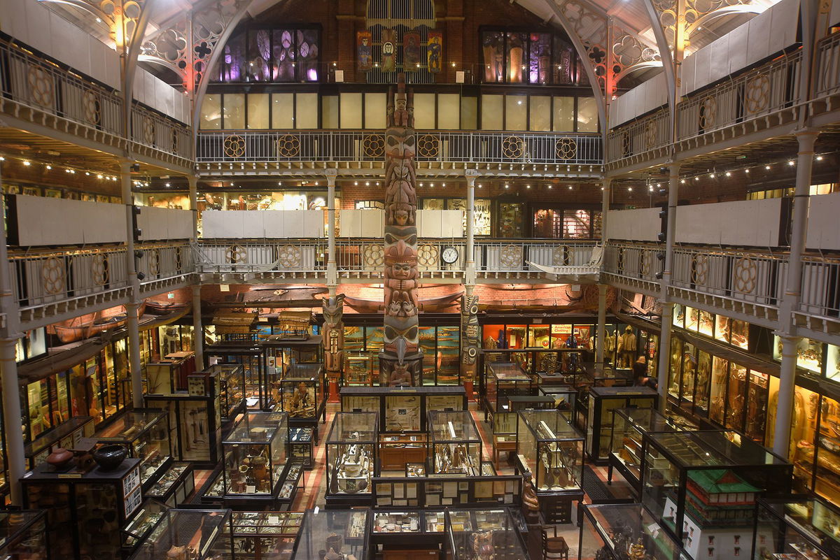 <i>Mockford & Bonetti/Eye Ubiquitous/Universal Images Group/Getty Images via CNN Newsource</i><br/>A view of the the Pitt Rivers Museum in Oxford