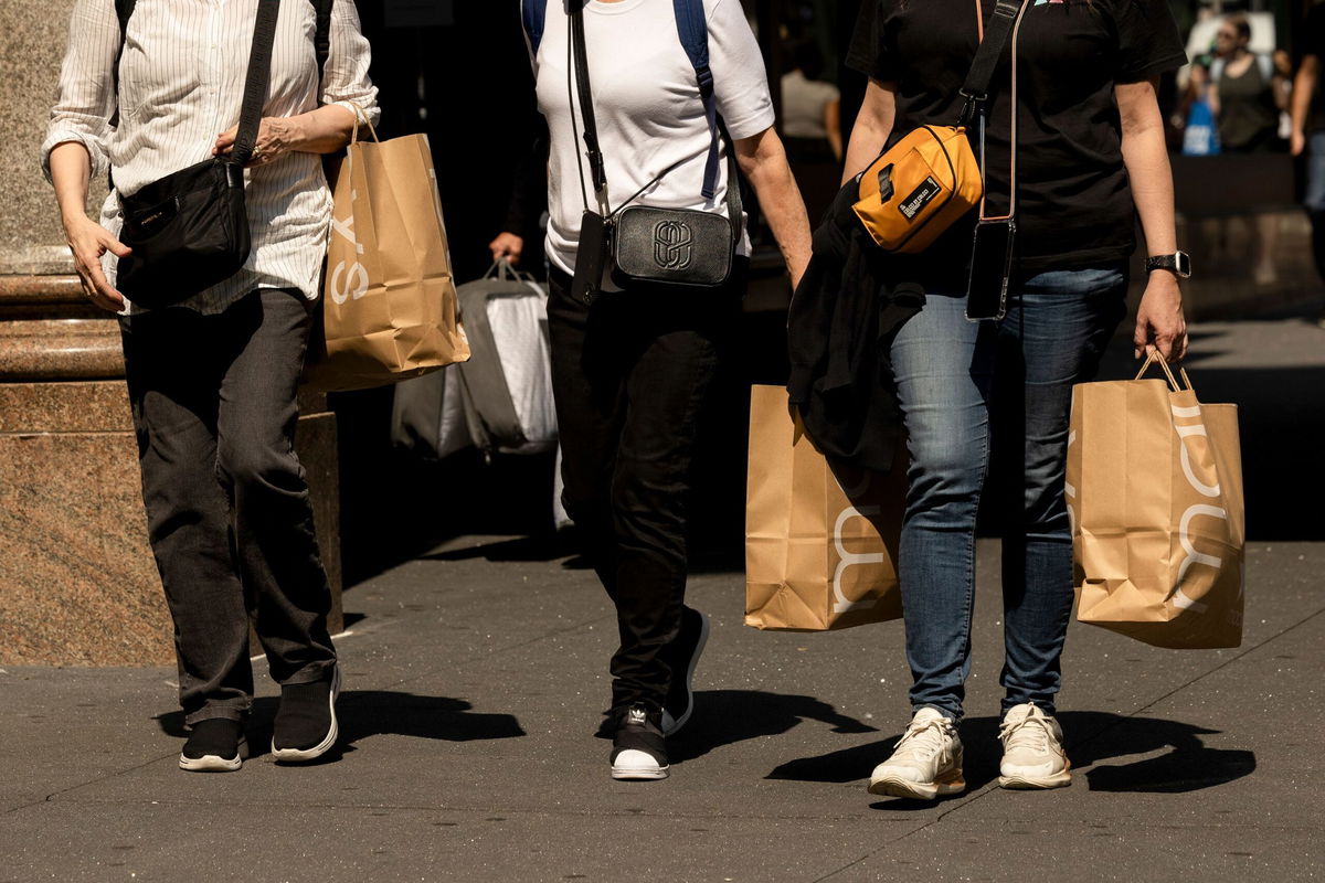 <i>Yuki Iwamura/Bloomberg/Getty Images via CNN Newsource</i><br/>American consumers continued to fuel economic growth in the third quarter