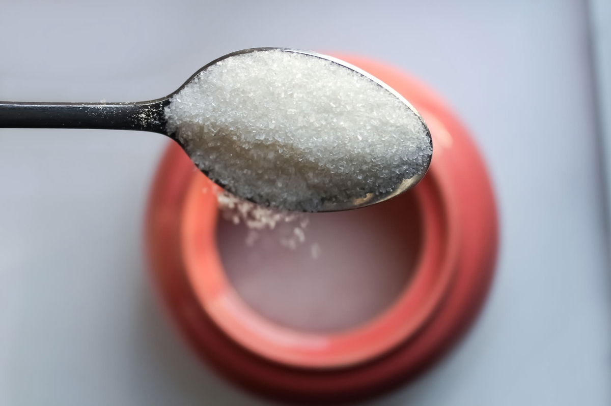 <i>Tamara Chuchkova/iStockphoto/Getty Images via CNN Newsource</i><br/>Federal guidelines recommend that anyone 2 or older should limit their daily intake of added sugar to less than 10% of their total calories.