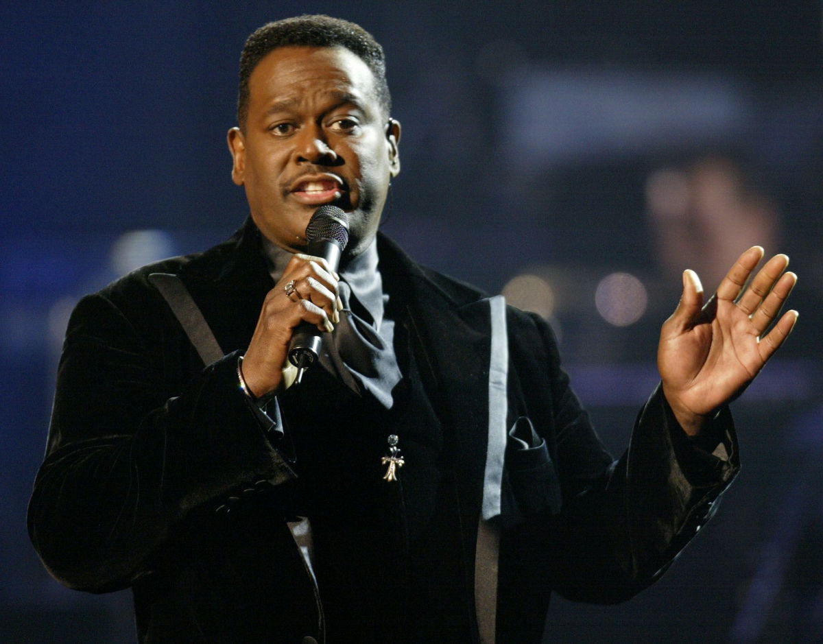 <i>Mike Blake/Reuters via CNN Newsource</i><br/>Singer Luther Vandross sings former Beatle George Harrison's song 