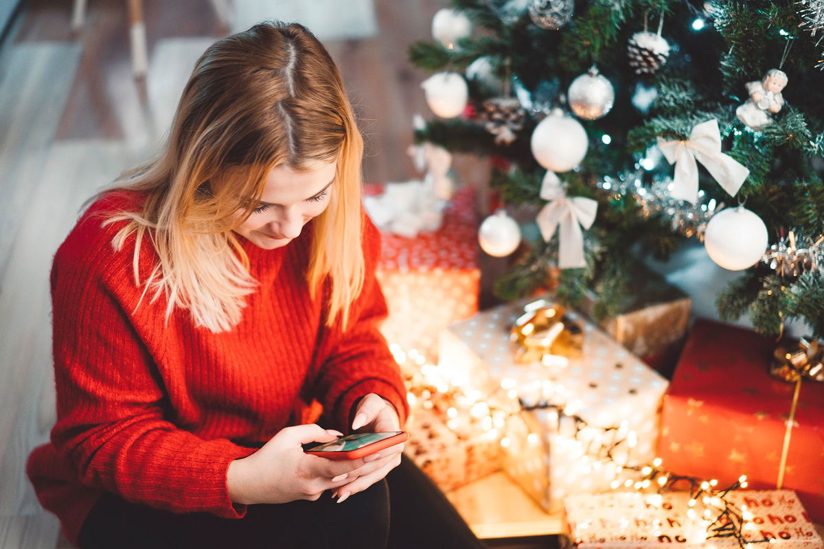 <i>Ziga Plahutar/iStockphoto/Getty Images via CNN Newsource</i><br />It is important to prepare yourself and your children before handing them a smartphone.