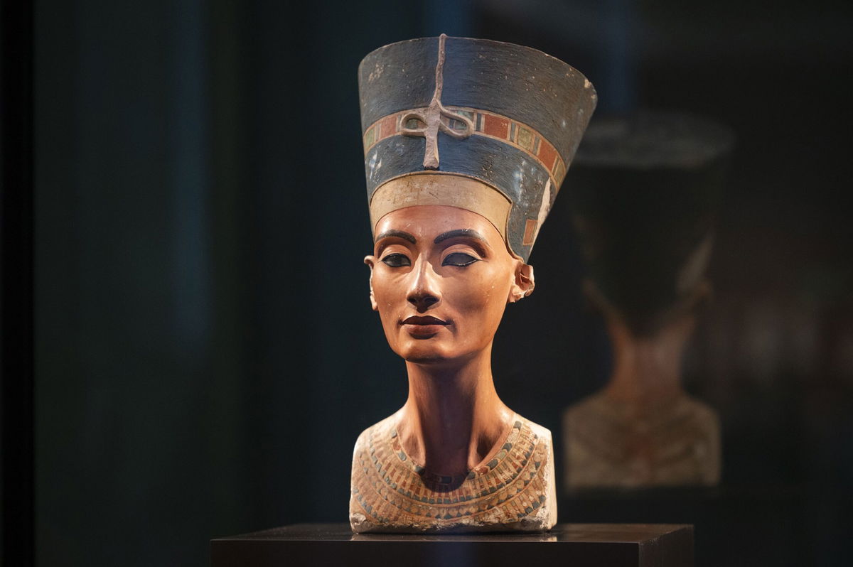 <i>Frieda Riess/ullstein bild/Getty Images via CNN Newsource</i><br/>Baroness Nadine Uexküll dressed as Nefertiti