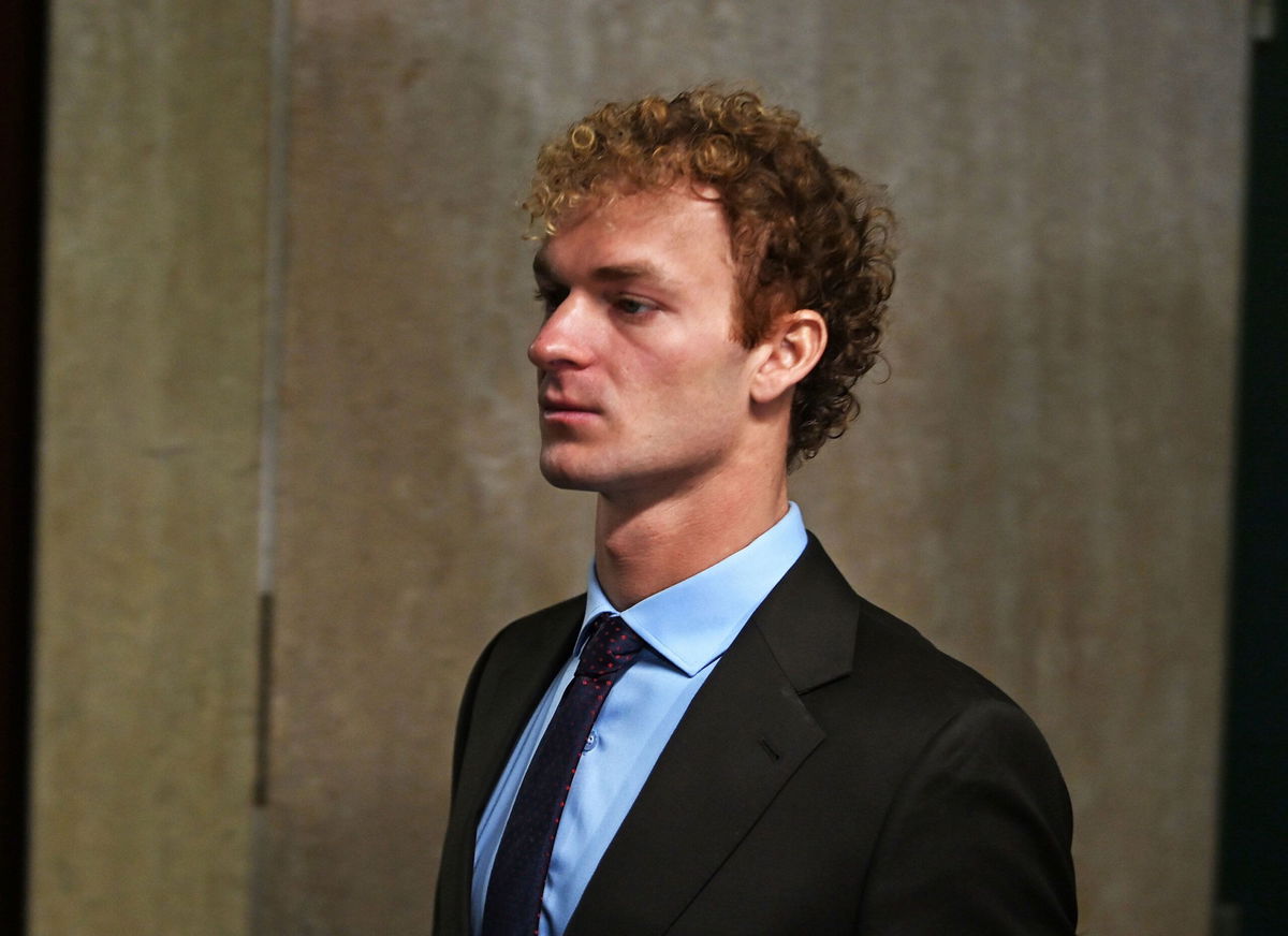 <i>Andrew Savulich/New York Daily News/Tribune News Service/Getty Images via CNN Newsource</i><br/>Jordan Neely is pictured in New York's Times Square in 2009.